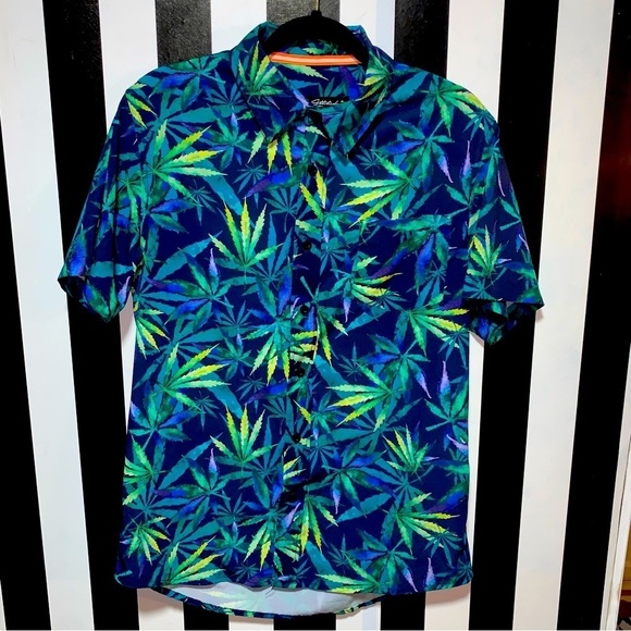 Multicolored 4/20 Leaf Print Button Up Shirt Men’s Small/Medium, Women’s Large - Picture 1 of 4